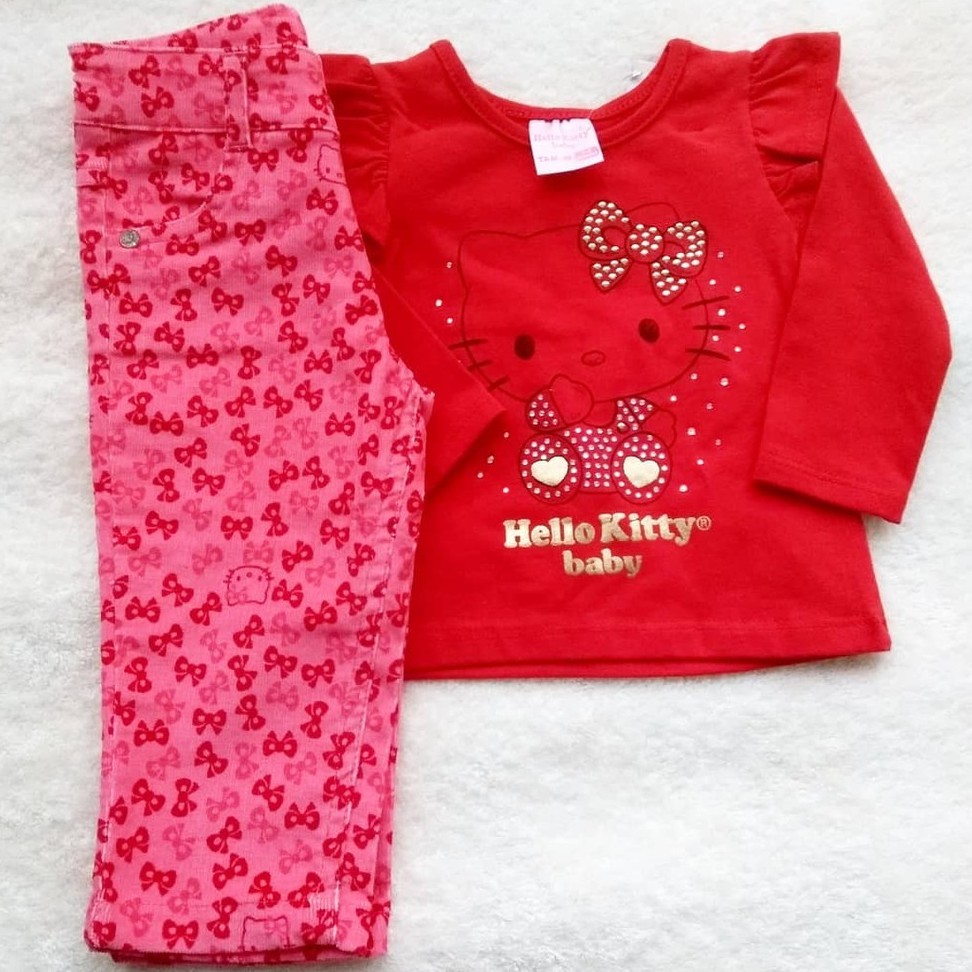 Conjunto feminino (tamanho 1-3 meses) infantil menina bebê - Produto original. Calça infantil e blusa infantil.