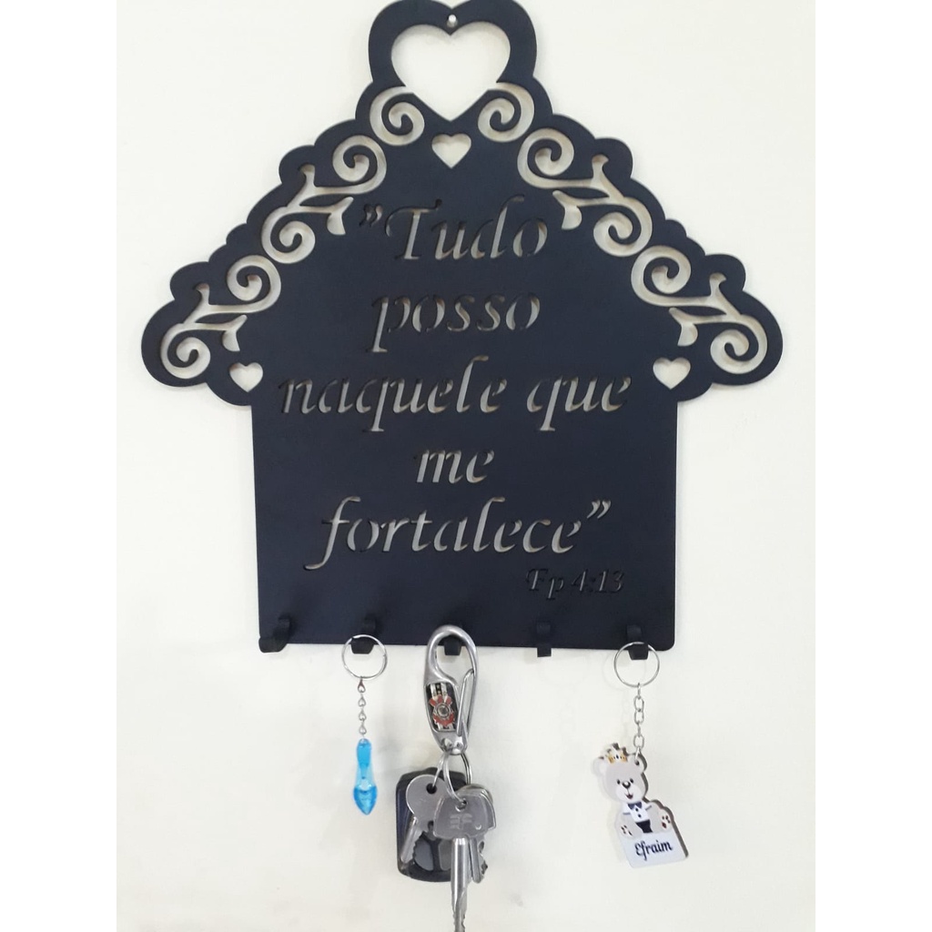 Porta chaves - Tudo Posso naquele que me fortalece- Mdf pintado de preto. Presente Evangélico.