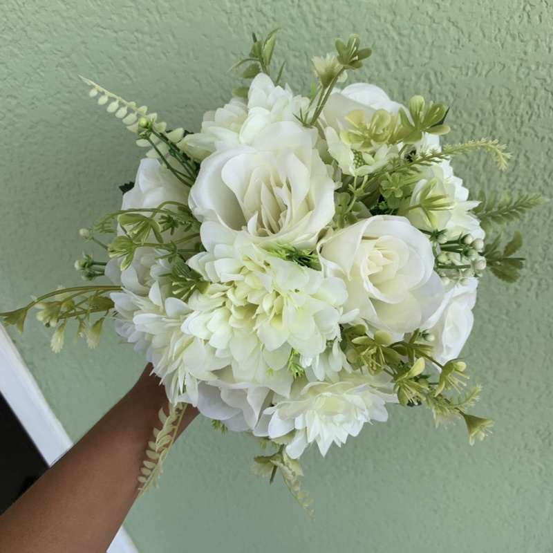 Buquê de noiva flores brancas desconstruído | Shopee Brasil