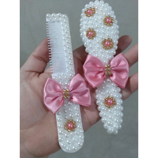 kit pente e escova customizados com perolas