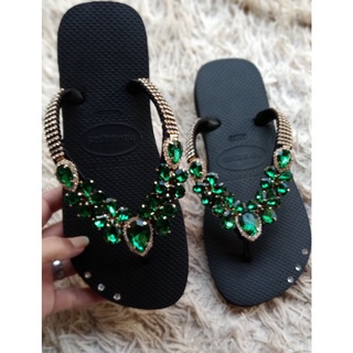 chinelos havaianas decoradas luxuosa