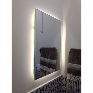 Espelho de Led Com Led Luz Quadrado Vários Tamanhos Maquiagem Moda Blogueira Fotos Barbearia Decoração