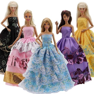 Kit com 3 Vestidos Longos De Princesa Festa Casamento Noiva para Bonecas Compatíveis Bonecas de Até 30cm de Altura Fabricados no Brasil Confecção Própria Feitos no Brasil - Sheilinha Confecção