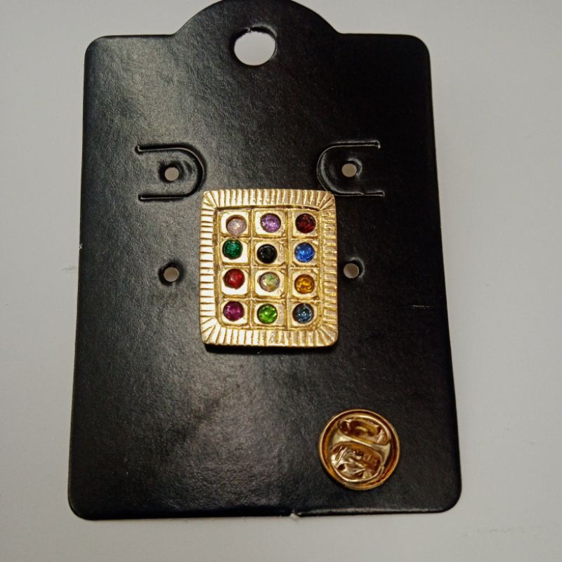 Broche 12 tribos