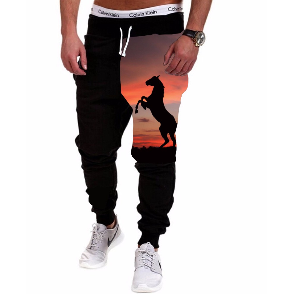 Calça Masculina de Moletom Estampada por Sublimação Cavalo em Pé Paisagem A234