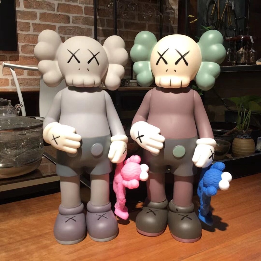 Boneco Kaws 30cm Para Presente De Aniversário