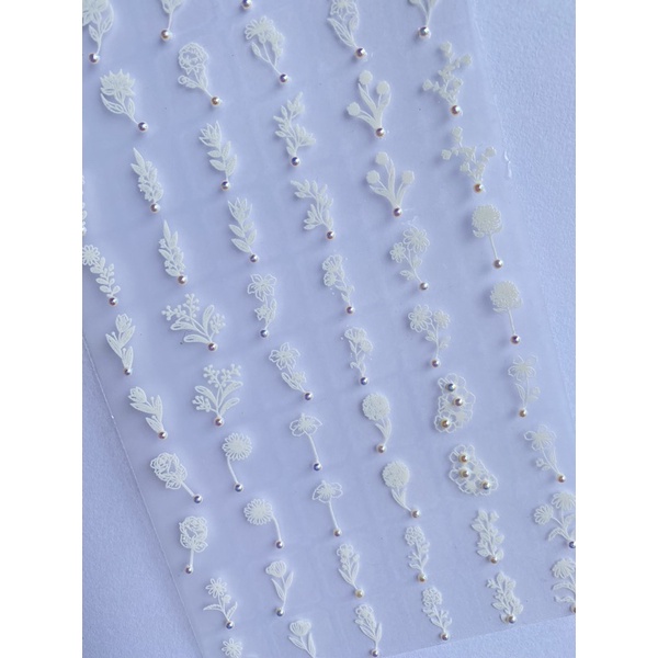 Big Cartela de adesivo para unhas Raminhos Branco com Pedraria