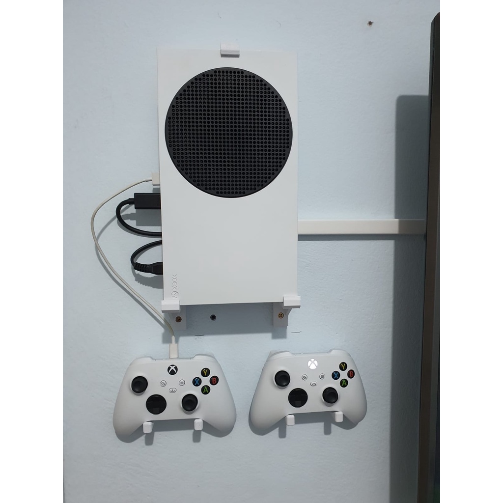 Suporte de parede para Xbox Series S, kit de montagem na parede MENEEA  acessórios com suporte de resfriamento, fita de luz LED RGB, porta USB,  gancho para contronller para série S 
