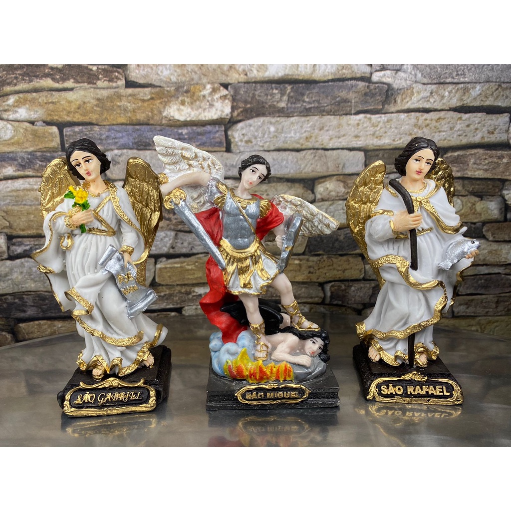 kit 3 Imagem Estatueta os Três Arcanjo, São Migue, São Rafael e São Gabriel 15cm de altura de Resina
