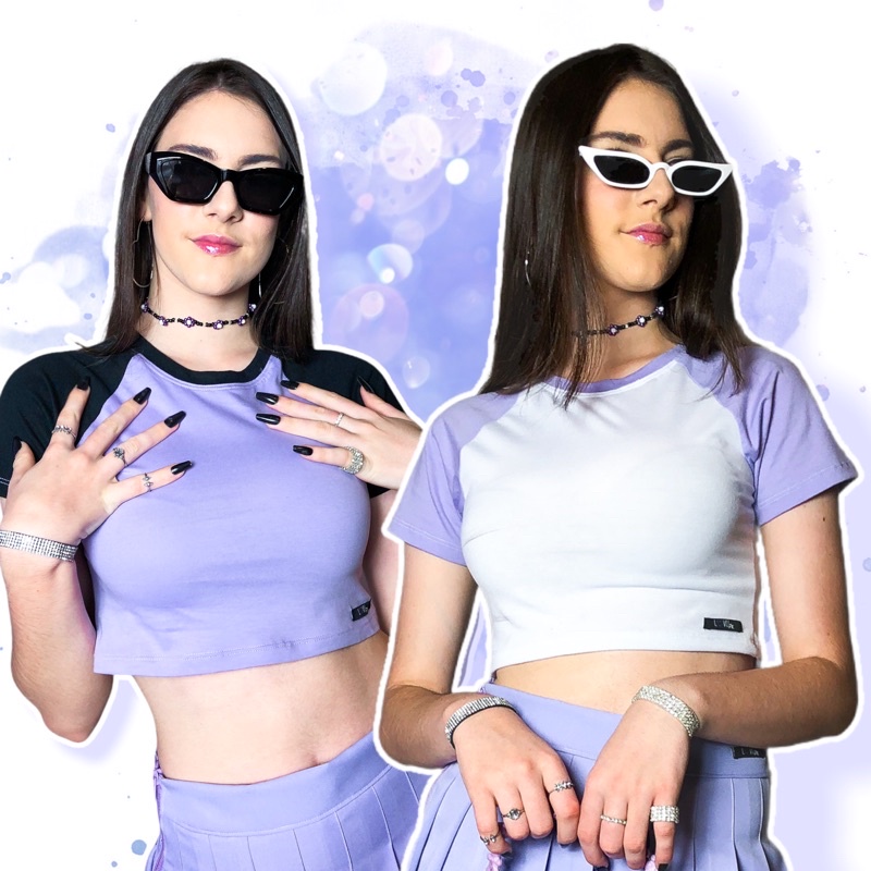 Cropped Lilas Manga Raglan Roxo com Branco Aesthetic Violeta Preto