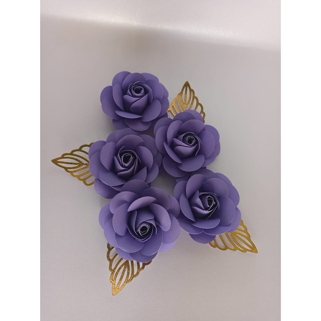 Flores de papel na cor lilas para Bolos, caixas e lembrancinhas | Shopee  Brasil