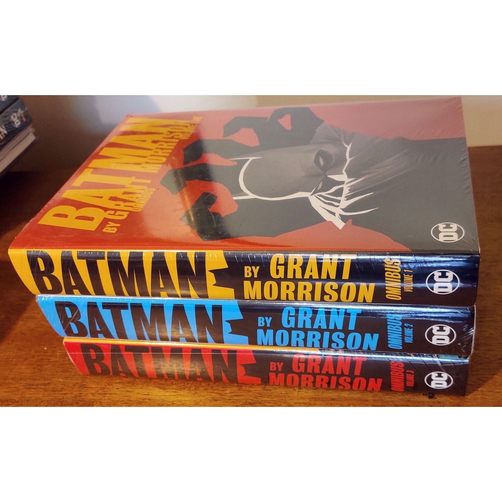 Batman by Grant Morrison Omnibus vols. 1, 2 e 3