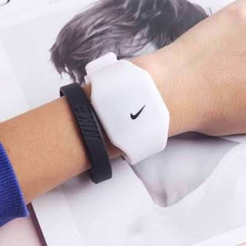 Relógio Nike com LED Feminino Corrida | Shopee Brasil