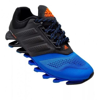 tenis da adidas de mola