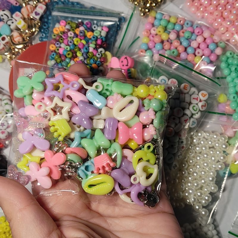 100/500/1000 Miçangas Mix Misturinha para fazer Strap Phone Pulseirinhas Entremeios Divertidas Infantil DIY Artesanato em Oferta na Shopee