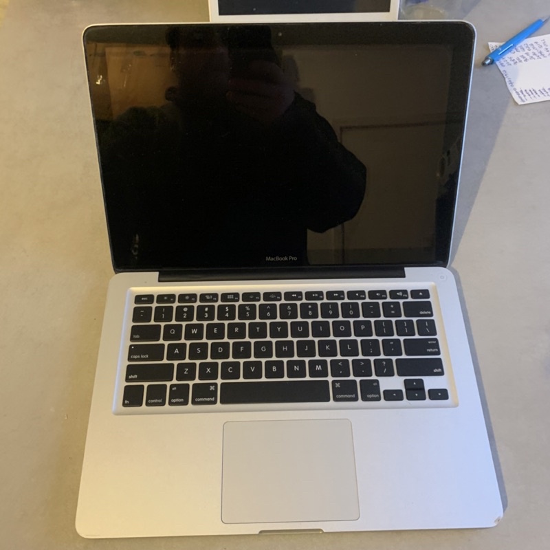 apple-macbook-pro-2010-8gb-ram-250gb-hd-a1278-escorrega-o-pre-o