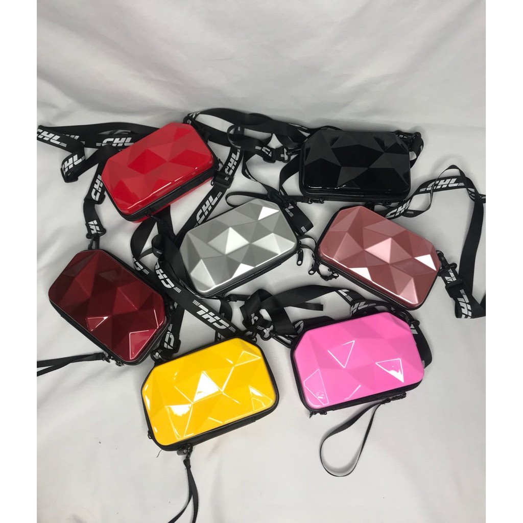 Bolsa Mini Bag Influencia Tira Colo Pequena, Rigida Abs B-808 em Oferta na Shopee