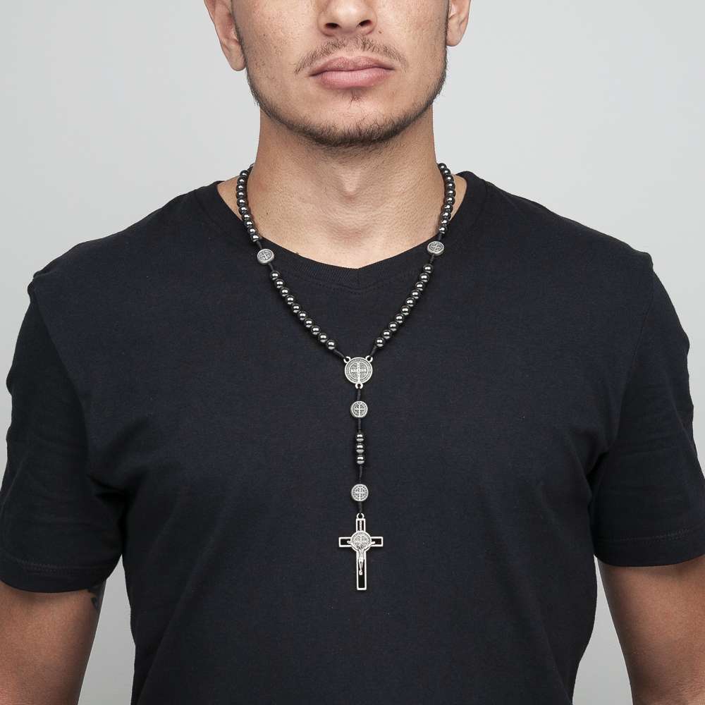 Colar Terço Hematita São Bento Masculino no Cordão contas 8mm Católico