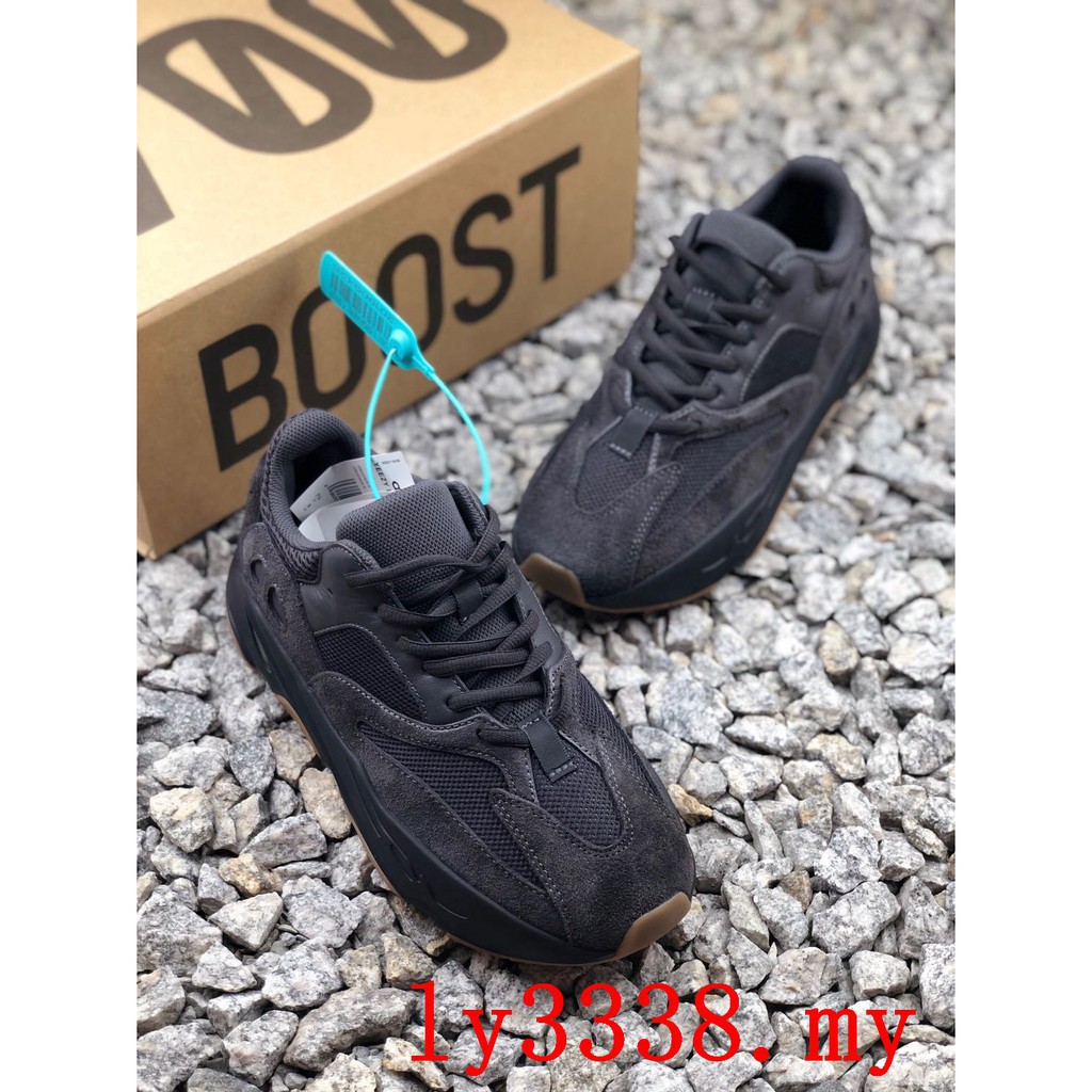 yeezy 700 preto