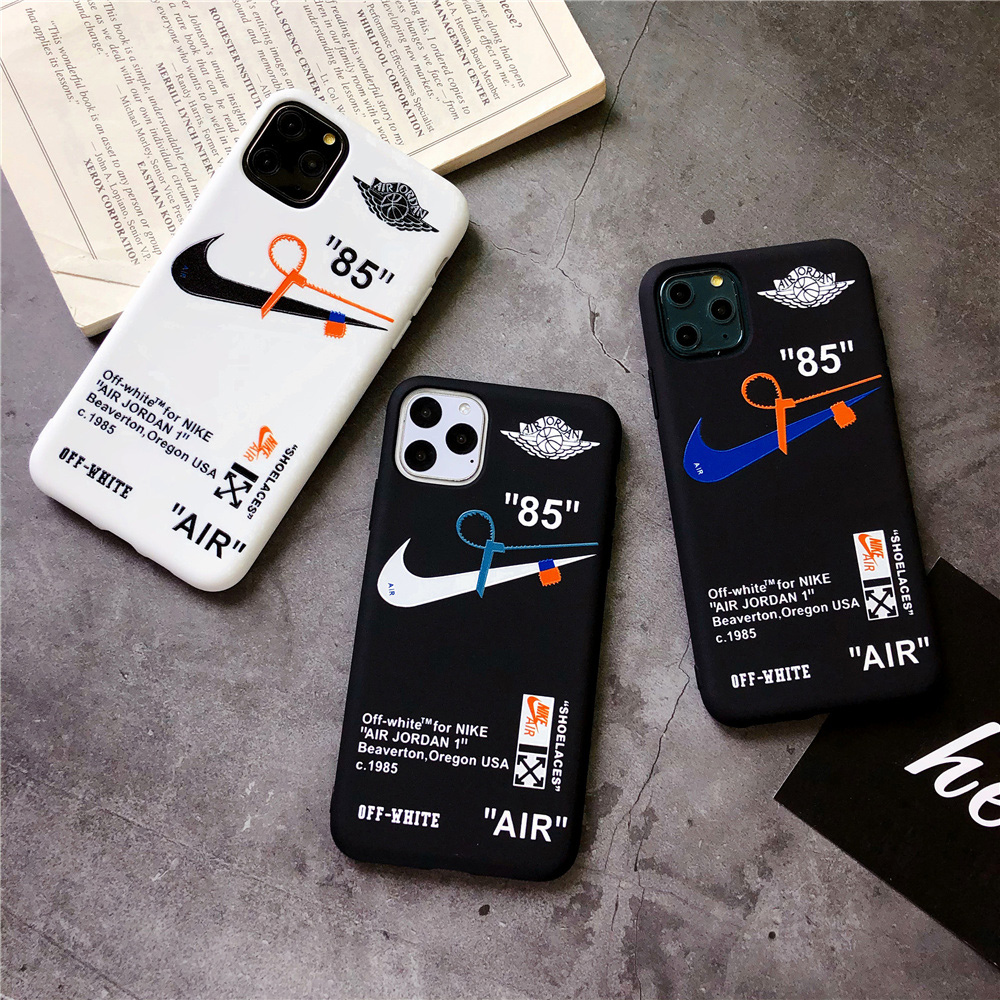 Capa Flexível Nike AntiOutono Para Iphone 12 11 Pro Max 7