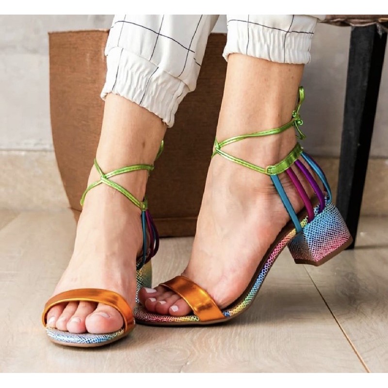 Sandália salto bloco colorida | Shopee Brasil