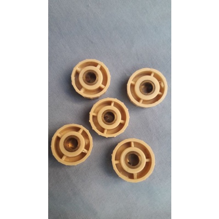 Knobs botão rádio antigo kit 05botões na cor marfim com detalhe Dourado