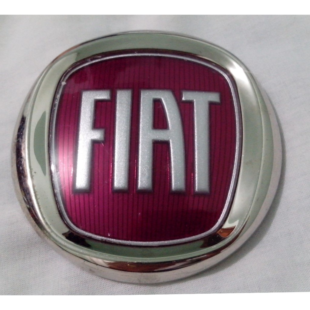 Emblema Da Grade Simbolo Fiat Vermelho Punto Linea Stilo Doblo Palio novo Uno Idea Toro Grand Siena  - Medida 92mm