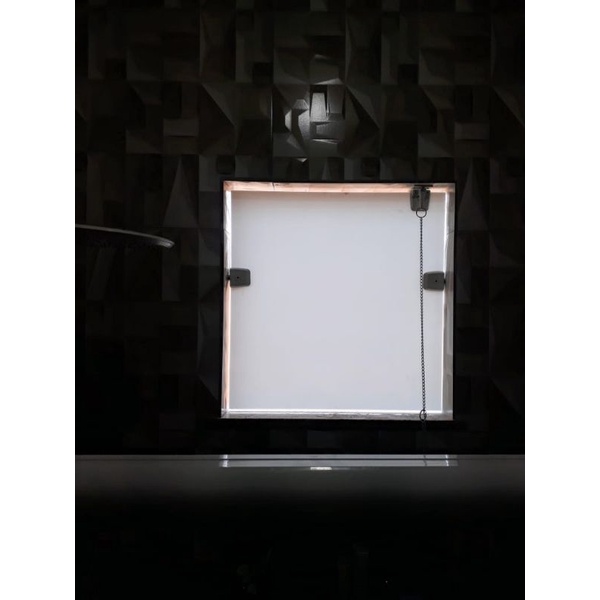 Basculas De Blindex De 50x 50 Com Adesivo Branco Que Nao Ver O Outro Lado Ideal Para Banheiros.