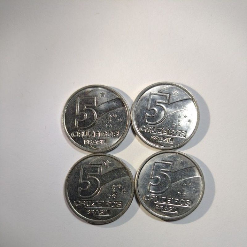 4 moedas 5 cruzeiros raras e antigas