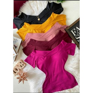Blusinha Canelada Manga Curta Ombro com Bojo