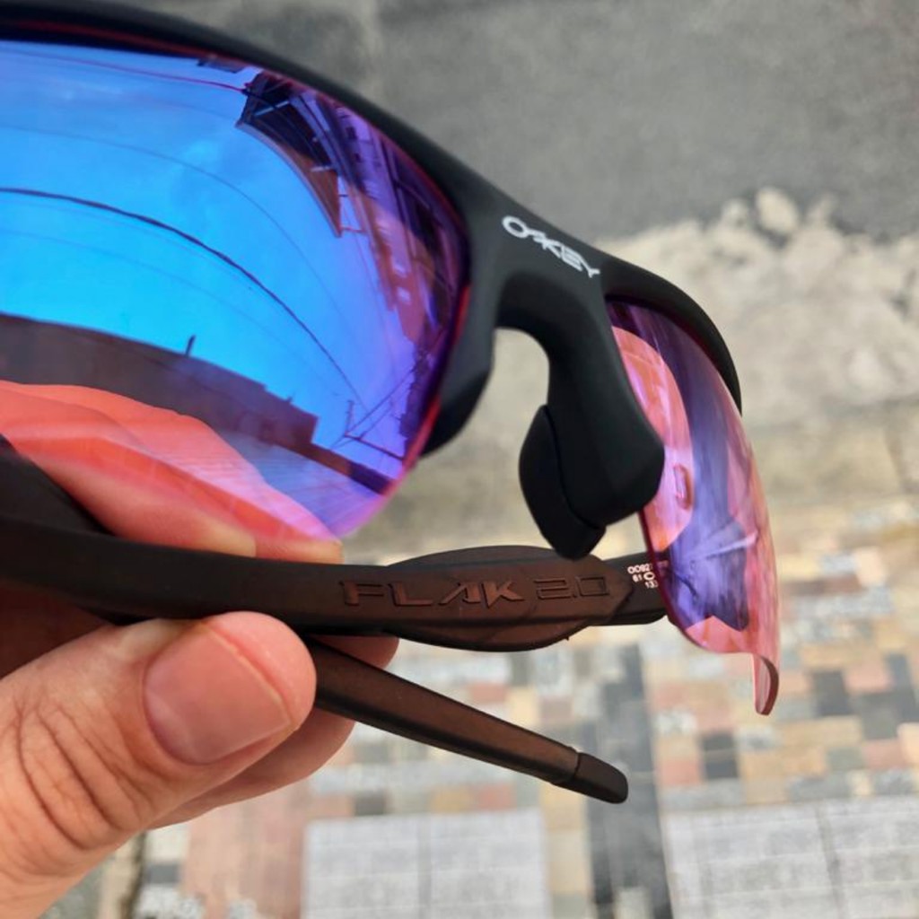 oculos de sol Oakley flak jacket 2.0 preta lente prizm barbie top