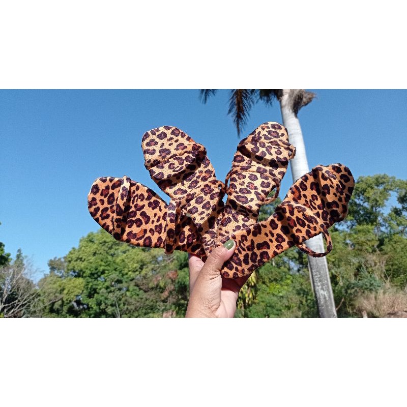 Onçinha Rasteirinha Onça camurça sandália macia pelúcia tiras