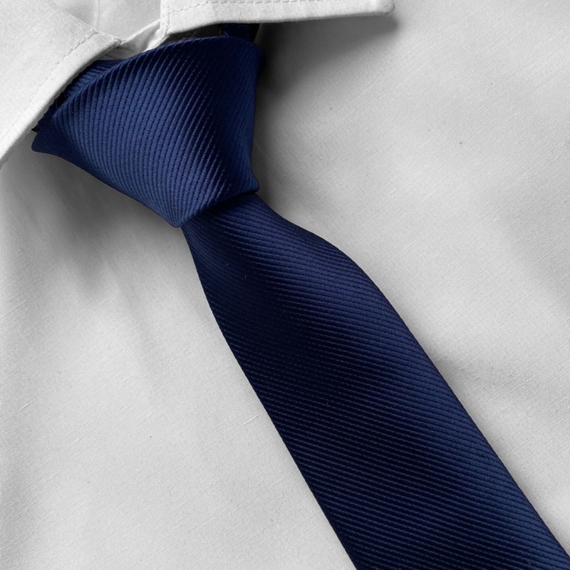Gravata Azul Marinho Slim Fit
