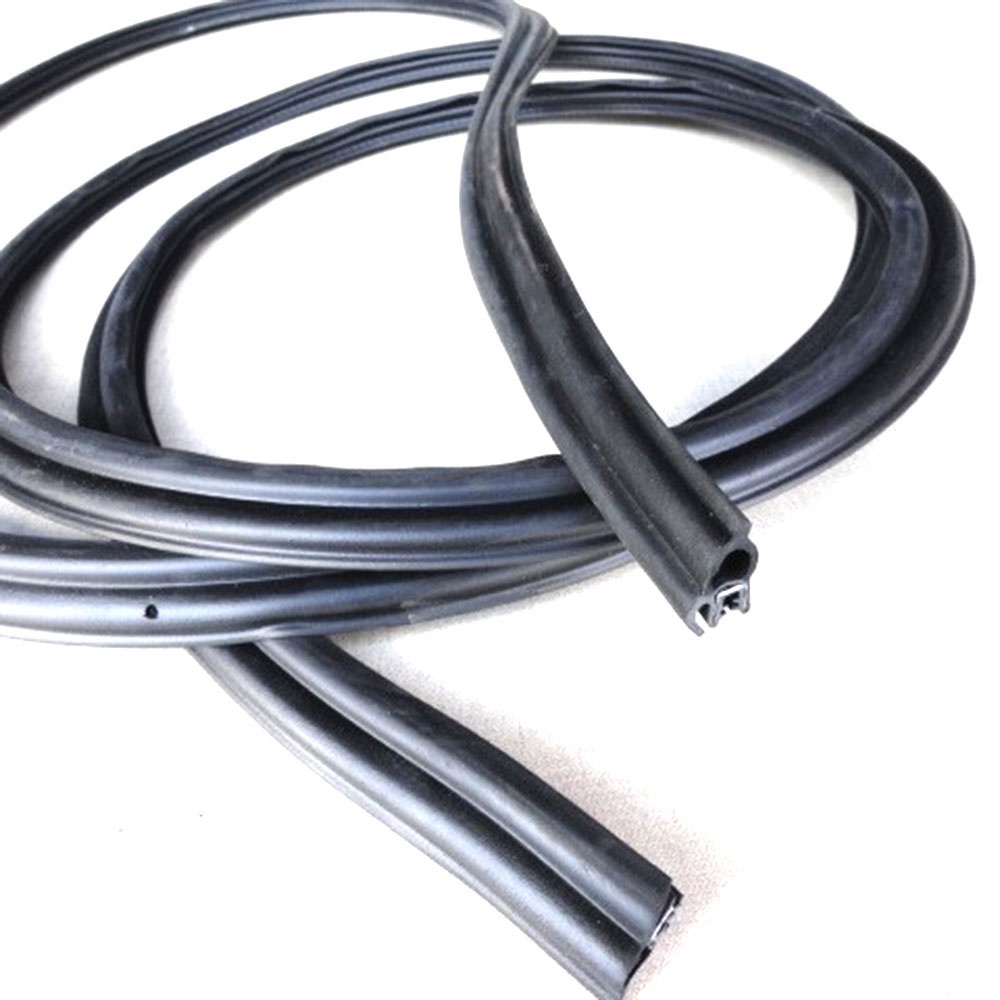 Guarnicao Porta Malas Com Aba 4200mm Celta 2000 A 2016