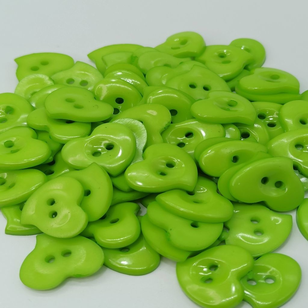 Botão de Coração de Acrílico 25x23mm - 100 grs em Oferta na Shopee