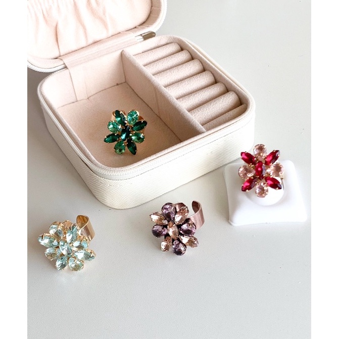 Anel Regulável de Pedraria Kiev Banhado em Oferta na Shopee