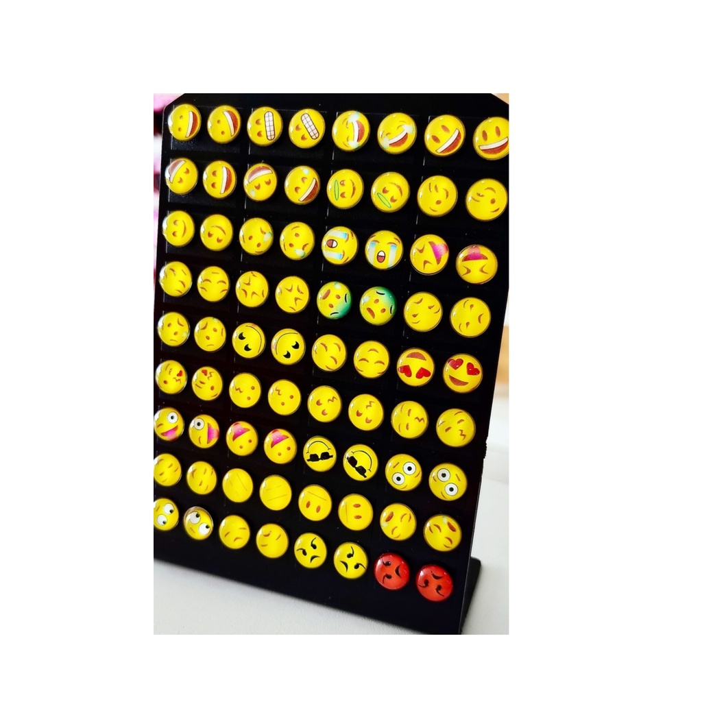 Kit com Três Diversos brincos amarelo Smiley Face bonito Set Rodada Emoji Emoticons + MODELOS Par de Brincos EMOJI EMOTICON super Lindos e Moda 2021 Masculino Feminino e Infantil Brinco