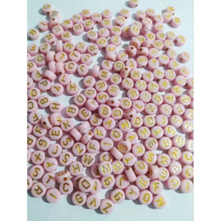 Miçangas letras Rosa com letras Douradas4×7mm 100pecas em Oferta na Shopee