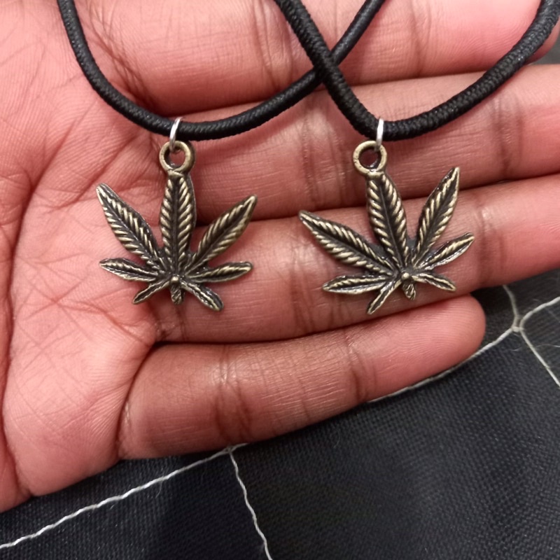 Colar best friends folha erva canabis cordão de elástico