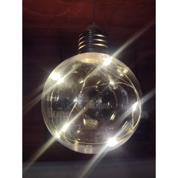 LÂMPADA PARA AMBIENTES INTERNOS DECORAÇÃO 10 CM DIÂMETRO ALIMENTADA COM CABO USB CINCO LEDS COR AMARELA INTERIOR LIGHT BULB USB POWERED 5 LEDS YELLOW IMPORTADA LACRADA