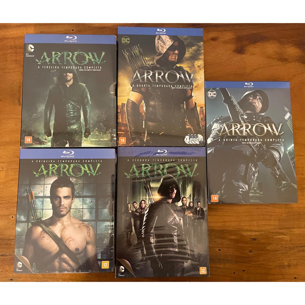 Blu-ray Arrow: O Arqueiro - Temporadas 1 a 5 completas - Lacrados