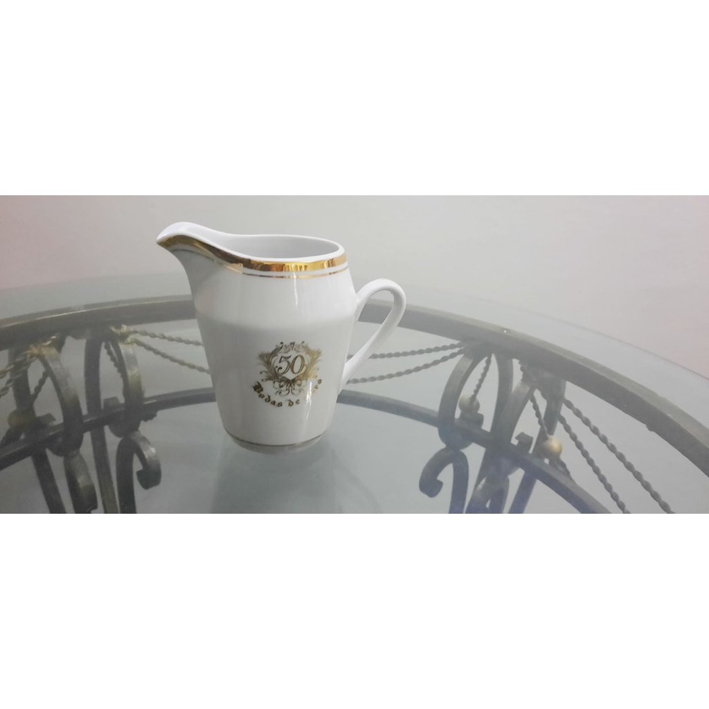 Leiteira de porcelana bodas de ouro 50anos