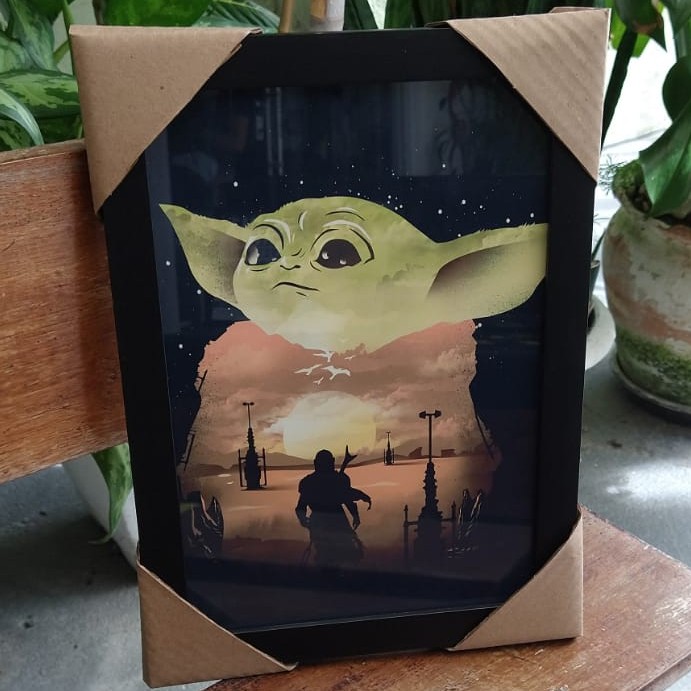 Quadro decorativo com moldura e vidro Mandaloriano Baby Yoda Grogu minimalista geek pôster