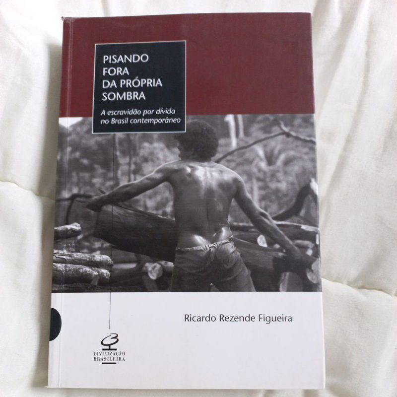 Pisando Fora Da Própria Sombra -  Ricardo Rezende Figueira