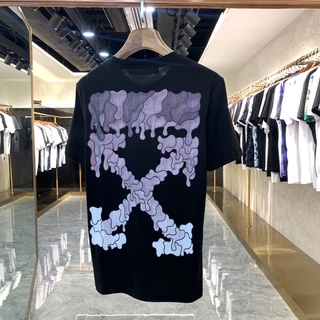 0FF Wh1te 2023 Novo Estilo De Carta De Gesto De Meia Manga Para Homens Série Gradiente Seta De Impressão Camiseta De Pescoço Redondo