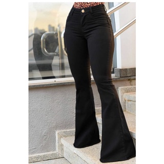 calça jeans flare cintura alta preta barra desfiado, marca via áurea jeans deluxe.