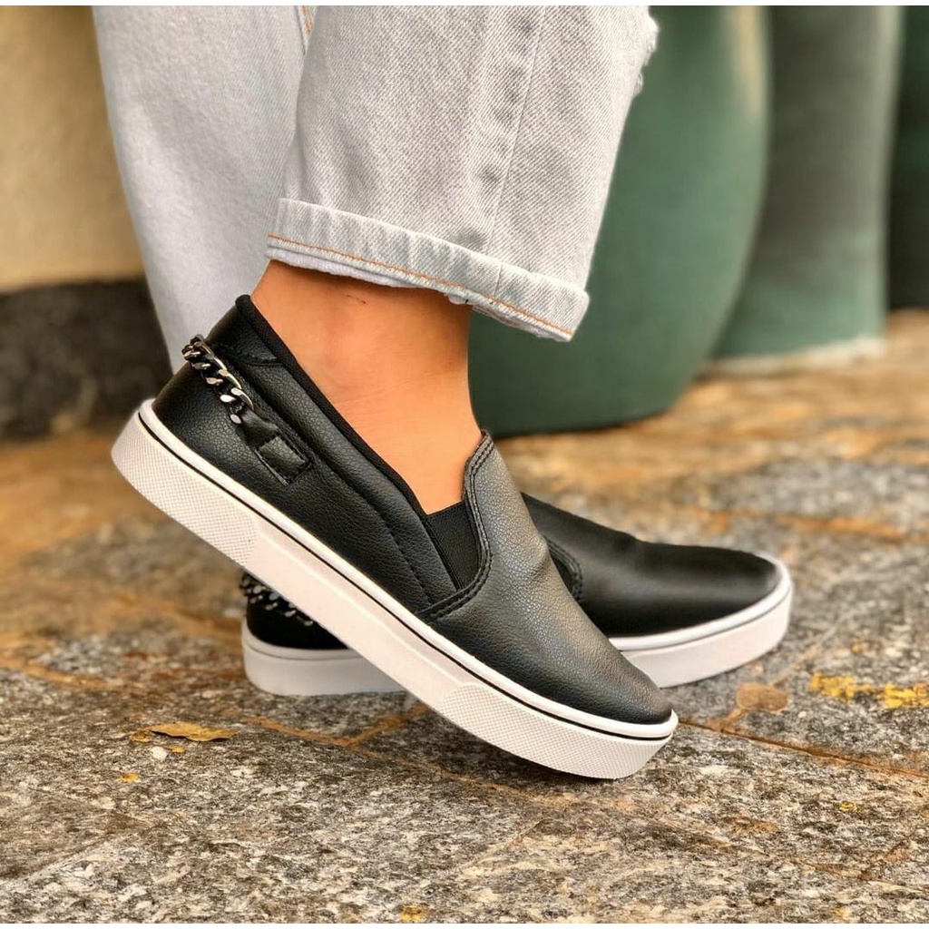 Slip On Feminino Corrente Atrás Sola Baixa Tênis Leve Feminino Sola Micro Expandida Confortável Elegante Dia A Dia