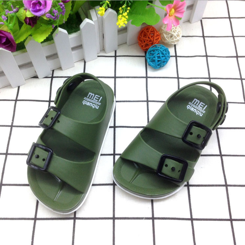 sapato de criança de 4 anos