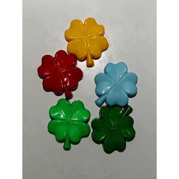 Aplique Plástico infantil trevo de 4 folhas 19mm (10 unidades)