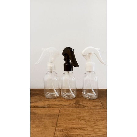 6 Frascos pet 100ml (PLÁSTICO) com válvula spray gatilho branco, preto ou branco.